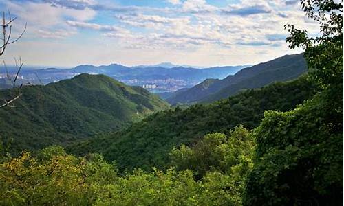 北京西山森林公园登山路线,北京西山森林公园登山路线